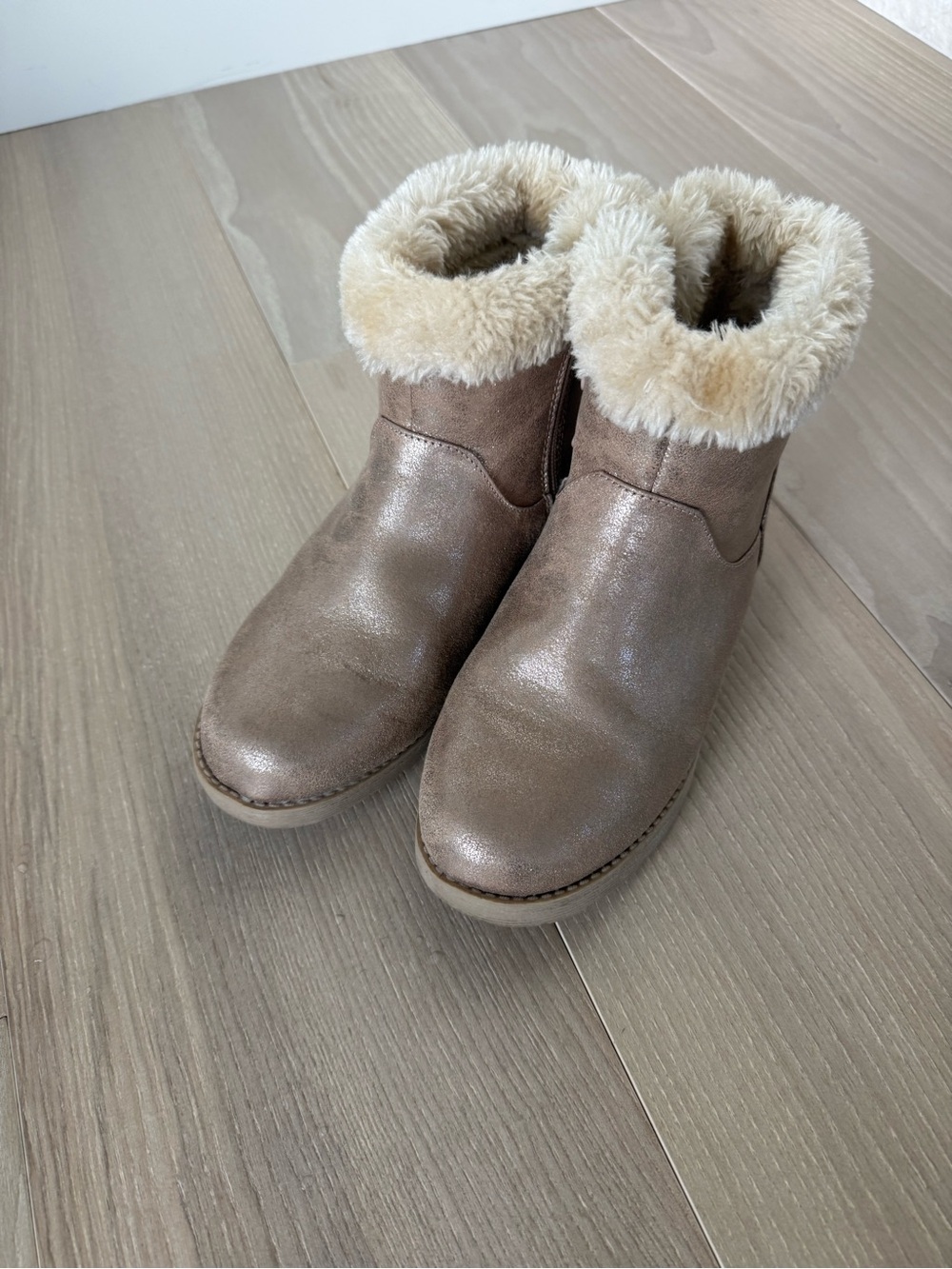 Cat & Jack Shimmery Taupe Kids Faux-Fur Cuff Boots